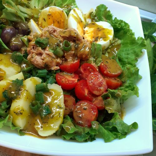 French Cuisine: Nicoise Salad ?? - Bet You're Hungry